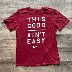 Nike Men’s Red Graphic Tee (Size M)